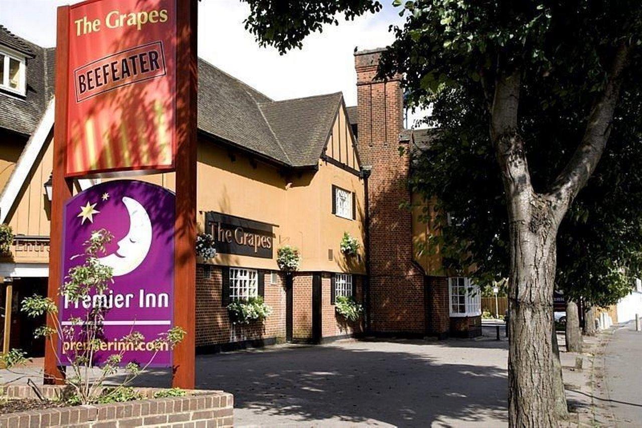 Premier Inn London Hayes, Heathrow Exterior photo